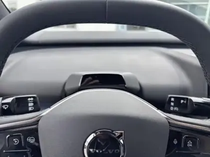 Photo 12 Volvo Ex30  Single Extended Range 272ch Plus