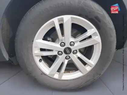 Photo 9 Audi Q3  35 TFSI 150ch Design