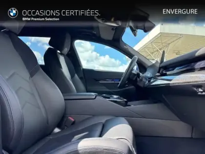 Photo 8 BMW Serie 5 Série 5 Touring i5 340ch M Sport eDrive40