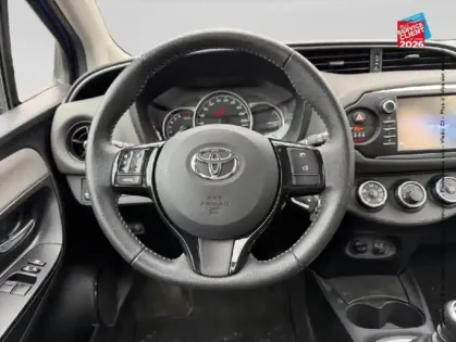 Photo 11 Toyota Yaris  110 VVT-i France Connect 5p MY19