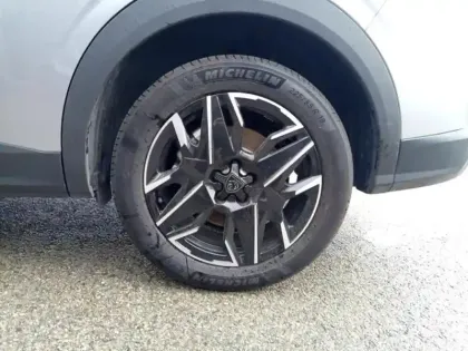 Photo 7 Peugeot 5008  Hybrid 145ch Allure e-DCS6