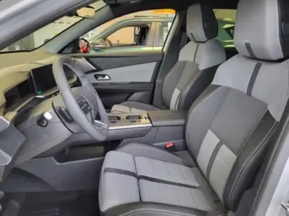 Photo 9 Opel Grandland  1.2 Turbo Hybrid 145ch GS e-DCT6