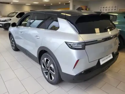 Photo 6 Opel Grandland  1.2 Turbo Hybrid 145ch GS e-DCT6