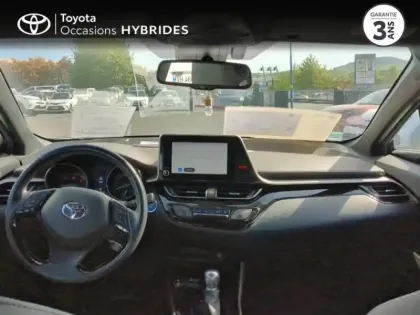 Photo 7 Toyota C-HR  122h Distinctive 2WD E-CVT MY22