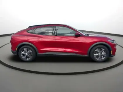 Photo 6 Ford Mustang  Mach-E 294ch Extended Range 99kWh 7cv