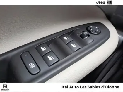 Photo 11 Fiat 600  1.2 Hybrid 100ch La Prima DCT6