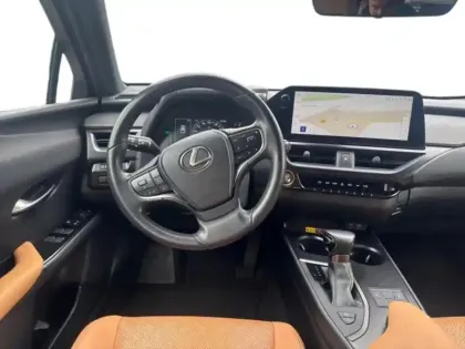 Photo 11 Lexus UX  250h Le 2WD