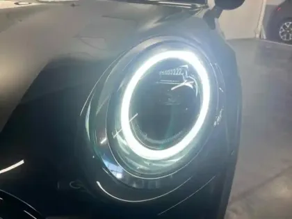 Photo 9 Mini Mini  Cooper 136ch  Edition Camden BVA7