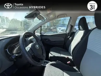 Photo 10 Toyota Yaris  100h France Business 5p MY19