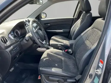 Photo 8 Suzuki Vitara  1.5 Dualjet Hybrid 115ch Style Auto Allgrip
