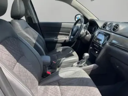 Photo 14 Suzuki Vitara  1.5 Dualjet Hybrid 115ch Style Auto Allgrip