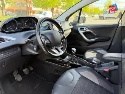 Photo 14 Peugeot 2008  1.2 PureTech 130ch E6.c Allure S&S