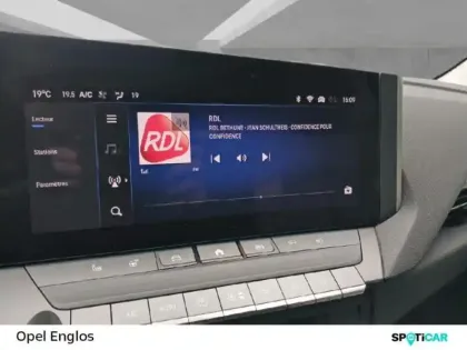 Photo 13 Opel Astra  1.6 Turbo 180ch Hybrid Elegance BVA8