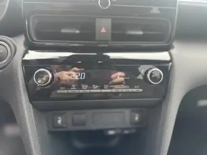 Photo 13 Toyota Yaris Hybride 1.5 HYBRID 116H DESIGN BUSINESS PACK CARGO