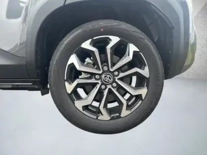 Photo 17 Toyota Yaris Hybride 1.5 HYBRID 116H DESIGN BUSINESS PACK CARGO