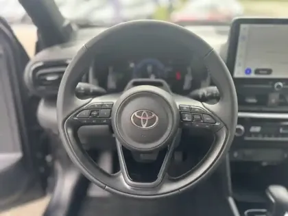 Photo 8 Toyota Yaris Hybride 1.5 HYBRID 116H DESIGN BUSINESS PACK CARGO