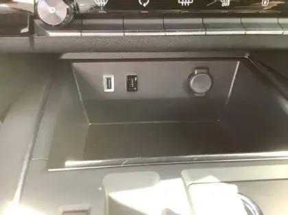 Photo 20 Citroën C5 aircross Hybride 145 e-DCS6 Max