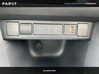 Photo 21 Toyota Yaris 116h Dynamic MY22