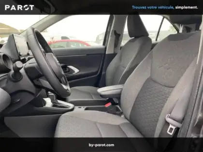 Photo 9 Toyota Yaris 116h Dynamic MY22