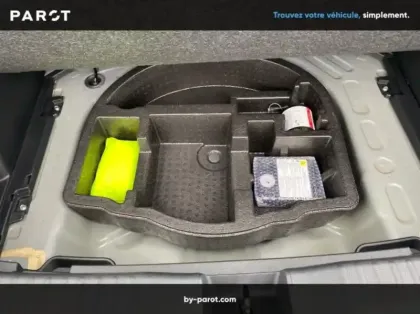 Photo 28 Toyota Yaris 116h Dynamic MY22