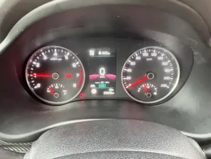 Photo 6 Kia Stonic 1.0 T-GDi 120 ch MHEV iBVM6 GT Line