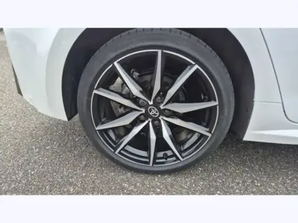 Photo 7 Toyota Corolla Hybride 2.0L 178 GR Sport