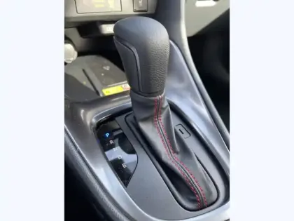 Photo 11 Toyota Yaris Hybride 130h GR SPORT