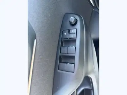 Photo 9 Toyota Yaris Hybride 116h Design MY25