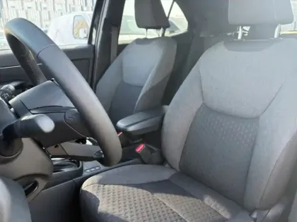 Photo 20 Toyota Yaris Hybride 1.5 HYBRID 130H DESIGN AUTO 2WD