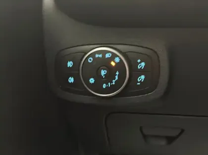 Photo 19 Ford Fiesta Gén. V Ph1 Evo ST-Line 5