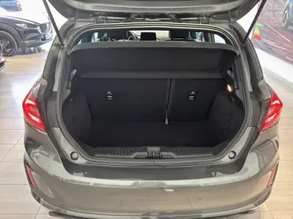 Photo 10 Ford Fiesta Gén. V Ph1 Evo ST-Line 5