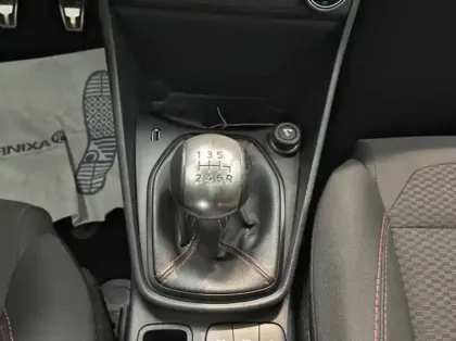 Photo 7 Ford Fiesta Gén. V Ph1 Evo ST-Line 5