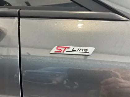 Photo 25 Ford Fiesta Gén. V Ph1 Evo ST-Line 5