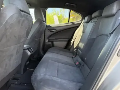 Photo 13 Lexus UX Gén. I Ph1 Premium Edition 5