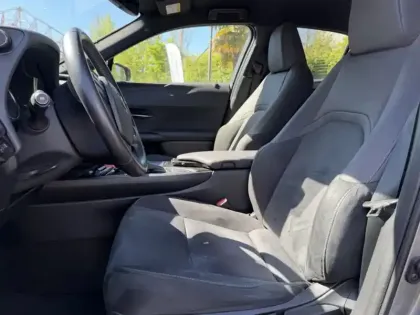 Photo 14 Lexus UX Gén. I Ph1 Premium Edition 5