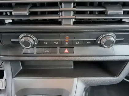 Photo 15 Peugeot Expert Fourgon Nouveau FGN M BLUEHDI 120 S&S BVM6