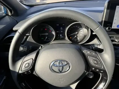 Photo 11 Toyota C-HR 1.8 Hybride 122 Design