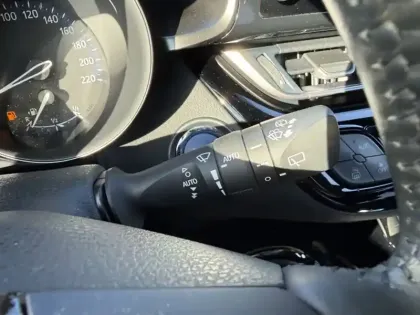 Photo 13 Toyota C-HR 1.8 Hybride 122 Design