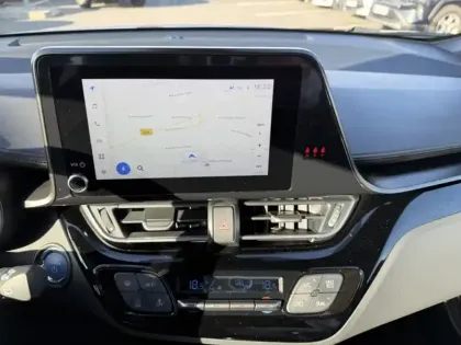 Photo 6 Toyota C-HR 1.8 Hybride 122 Design