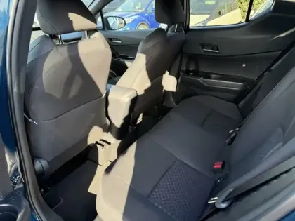 Photo 17 Toyota C-HR 1.8 Hybride 122 Design