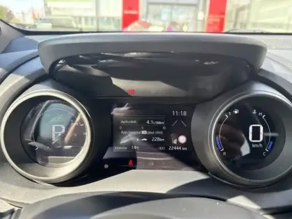 Photo 21 Toyota Yaris Hybride 116h Design pack