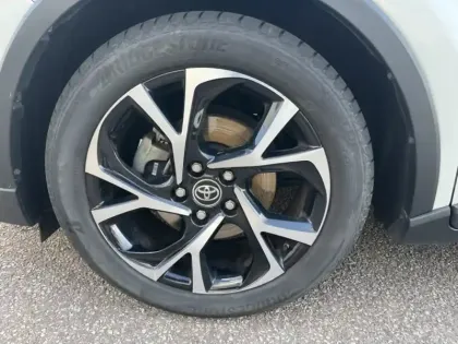 Photo 8 Toyota C-HR 1.8 HYBRIDE 122 DESIGN