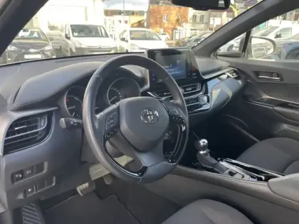 Photo 12 Toyota C-HR 1.8 HYBRIDE 122 DESIGN