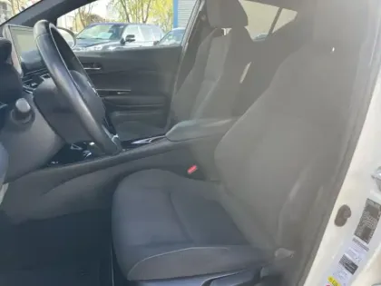 Photo 11 Toyota C-HR 1.8 HYBRIDE 122 DESIGN