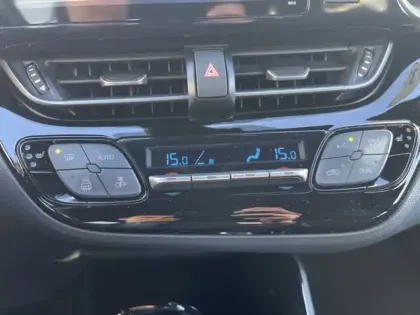 Photo 18 Toyota C-HR 1.8 HYBRIDE 122 DESIGN