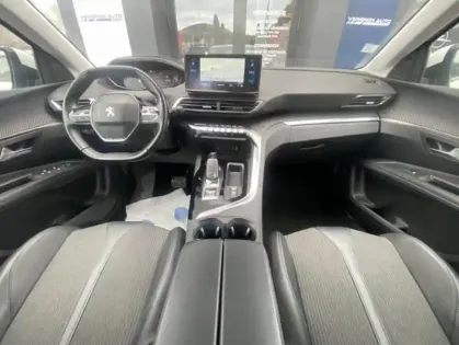 Photo 8 Peugeot 3008 II PureTech 130 S&S EAT8 Allure