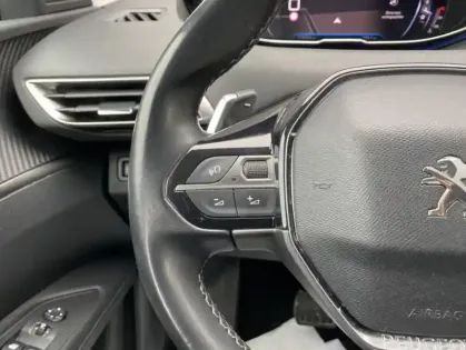 Photo 27 Peugeot 3008 II PureTech 130 S&S EAT8 Allure