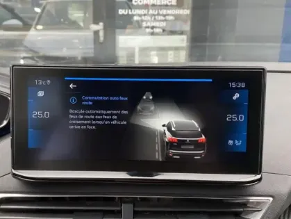 Photo 10 Peugeot 3008 II PureTech 130 S&S EAT8 Allure