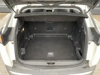 Photo 18 Peugeot 3008 II PureTech 130 S&S EAT8 Allure