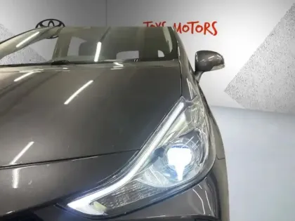 Photo 15 Toyota Prius 136h Lounge